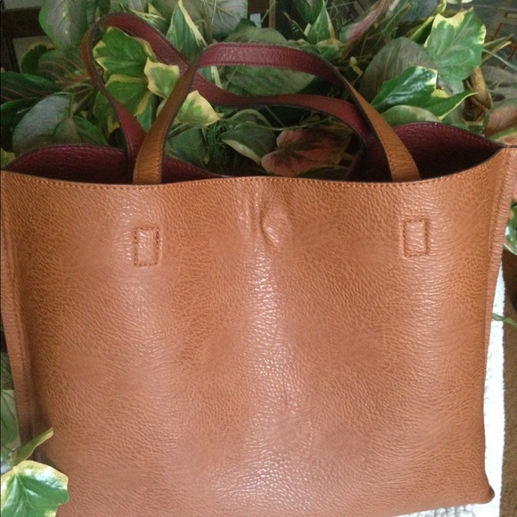 Tote - Picture 7 of 8
